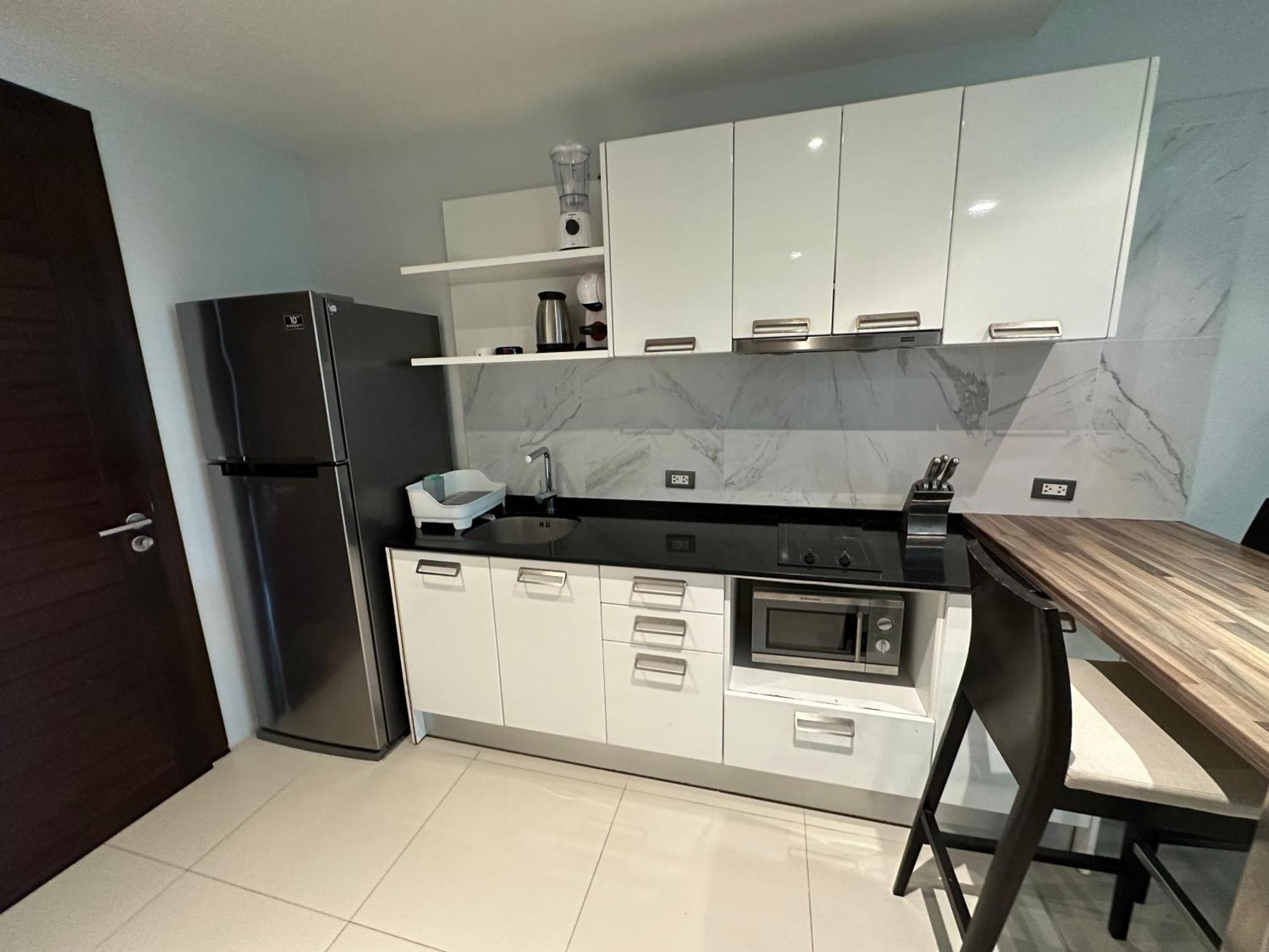 Emerald Terrace Apartment