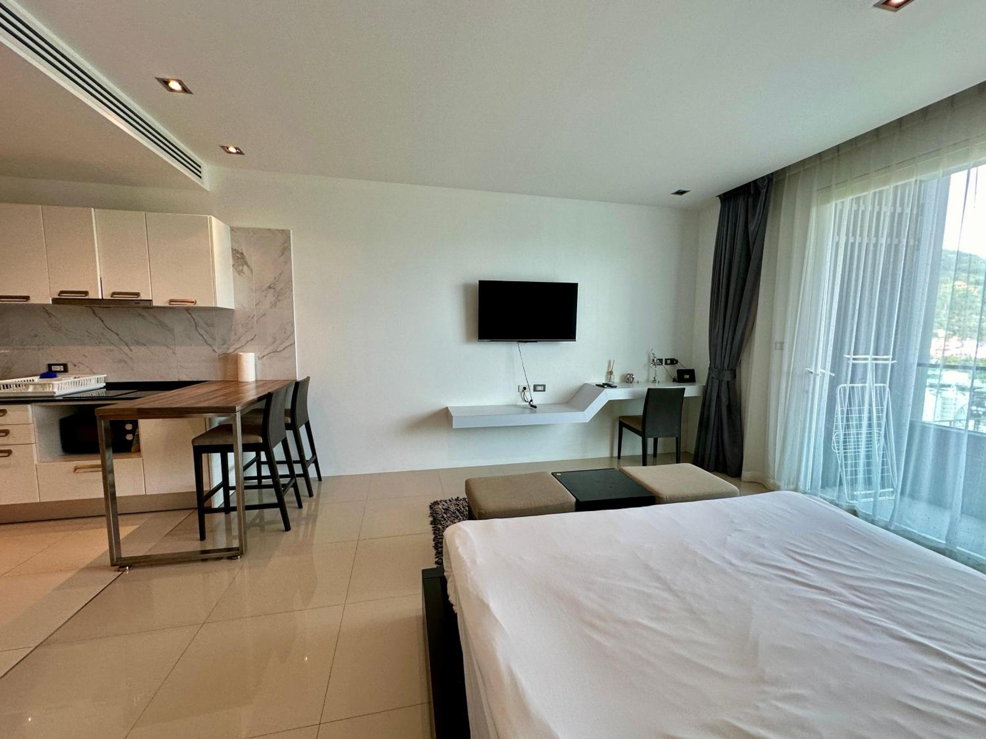 Emerald Terrace * Patong